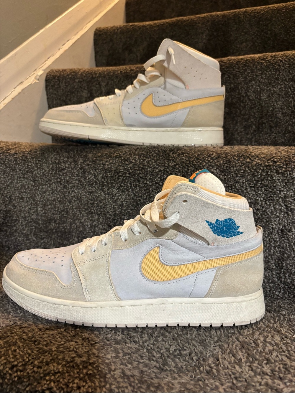 Mens Air Jordan Retro 1 ZM AIR CMFT 2 Size 13 [DV1307-180]